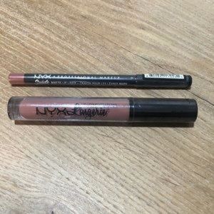 NYX Lip Lingerie 06 and Lip Liner 52 Bundle